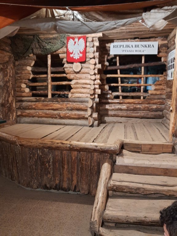 Wycieczka integracyjna z elementami patriotyzmu