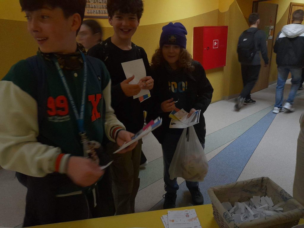 STOISKO KLUBU WOLONTARIATU PODCZAS DNI OTWARTYCH