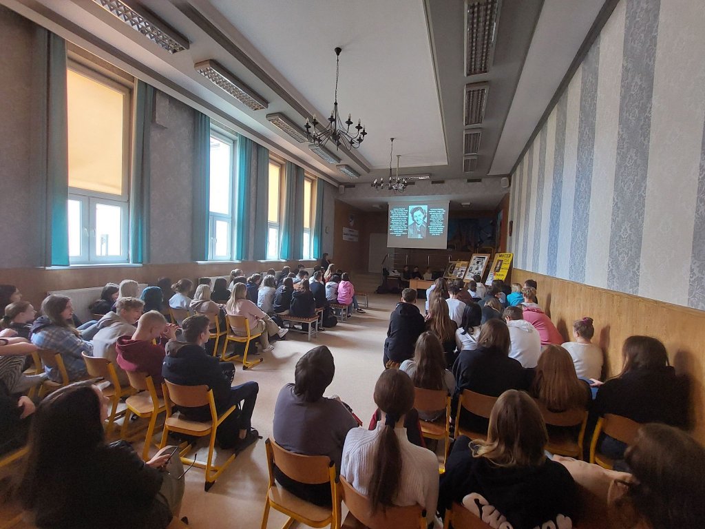 Historia jest kobietą