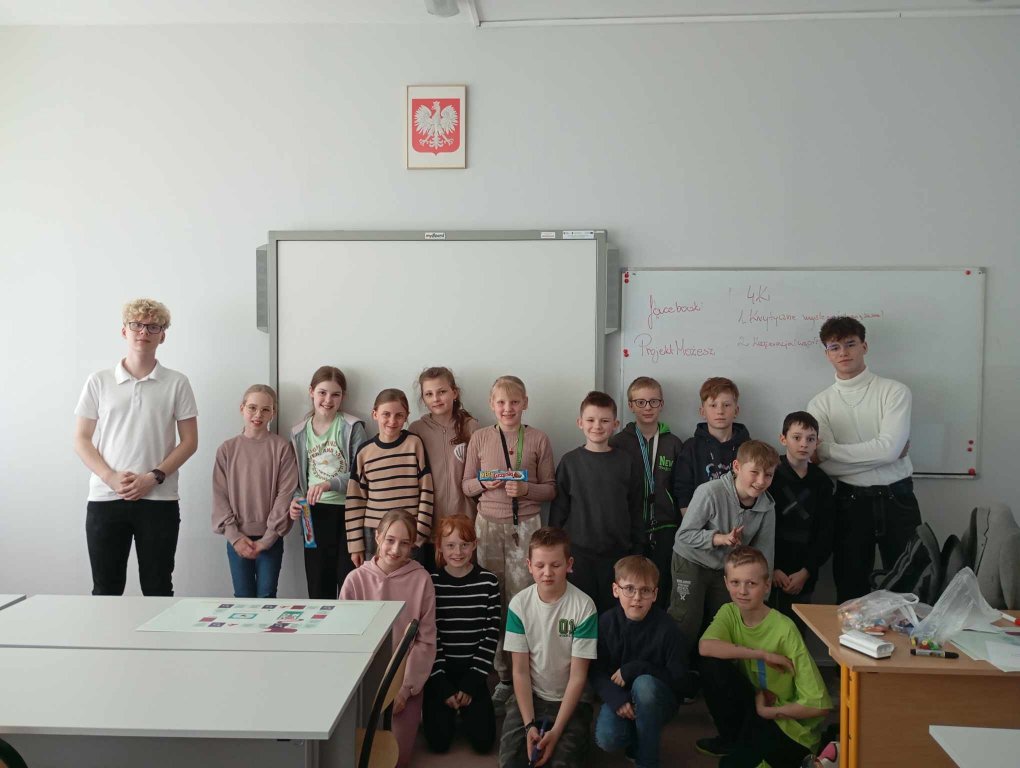 Uczniowie szkół podstawowych powiatu kartuskiego